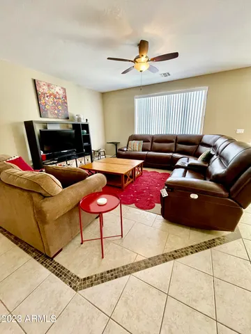 $3,200 | 13546 West Port Royale Lane, Surprise, AZ 85379