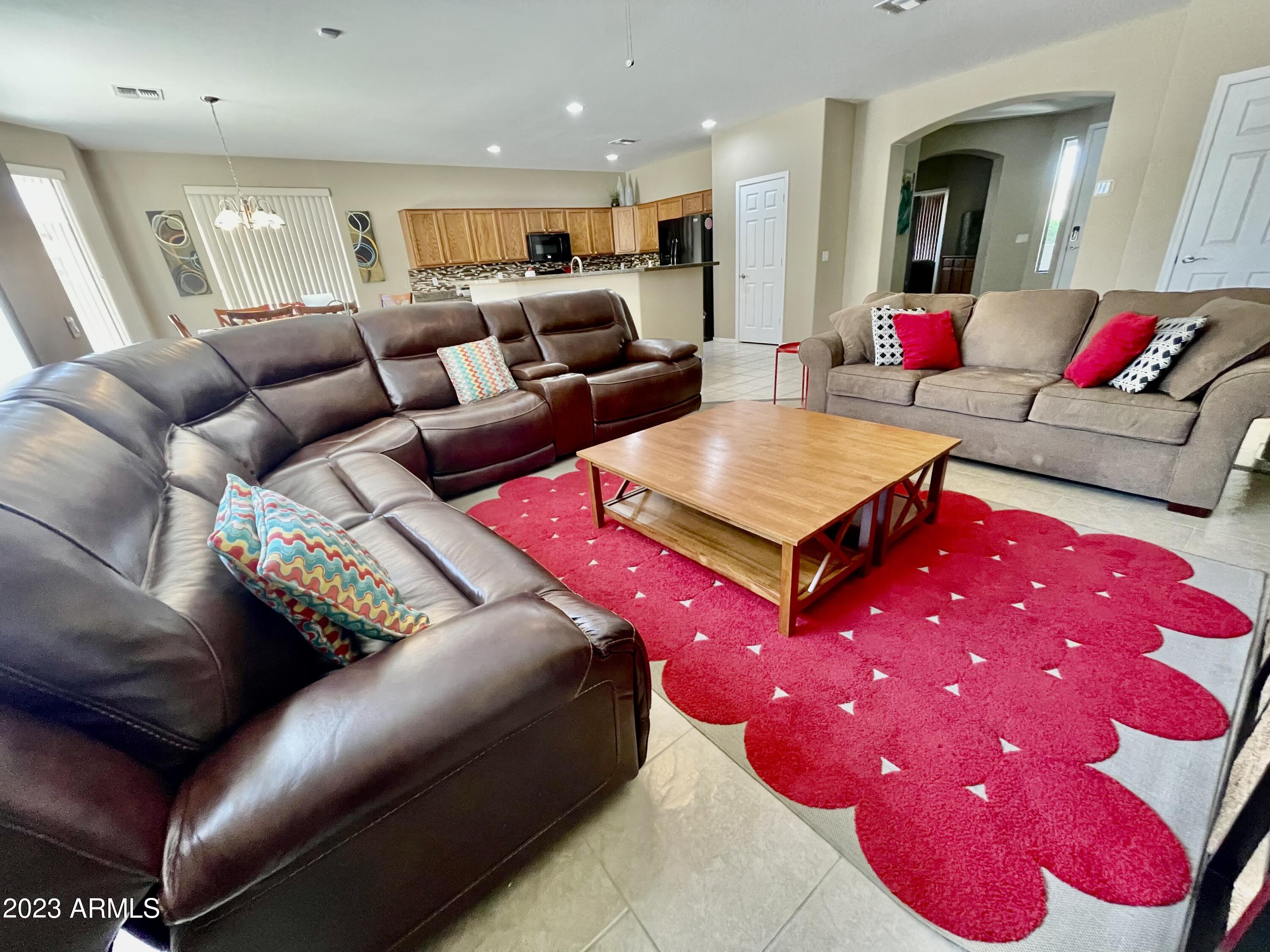 13546 West Port Royale Lane Surprise, AZ 85379 - Photo 33 of 57 2915054F-4C13-4CB9-9132-FF804510DBC2