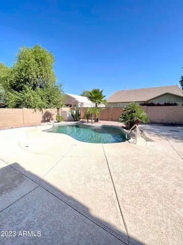 $3,200 | 13546 West Port Royale Lane, Surprise, AZ 85379