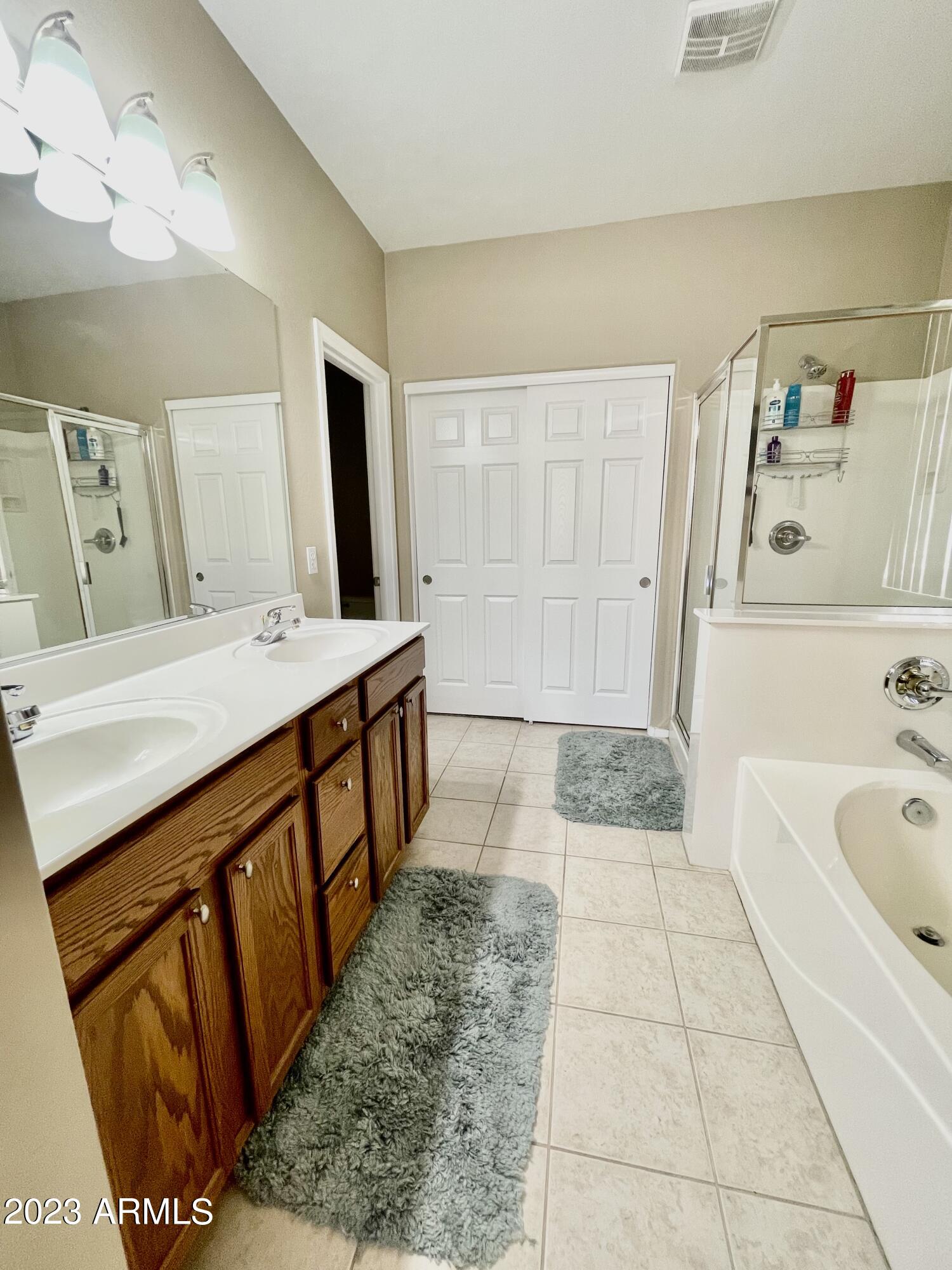 13546 West Port Royale Lane Surprise, AZ 85379 - Photo 38 of 57 A46526DA-FAC0-429A-B1D8-834DC987825D