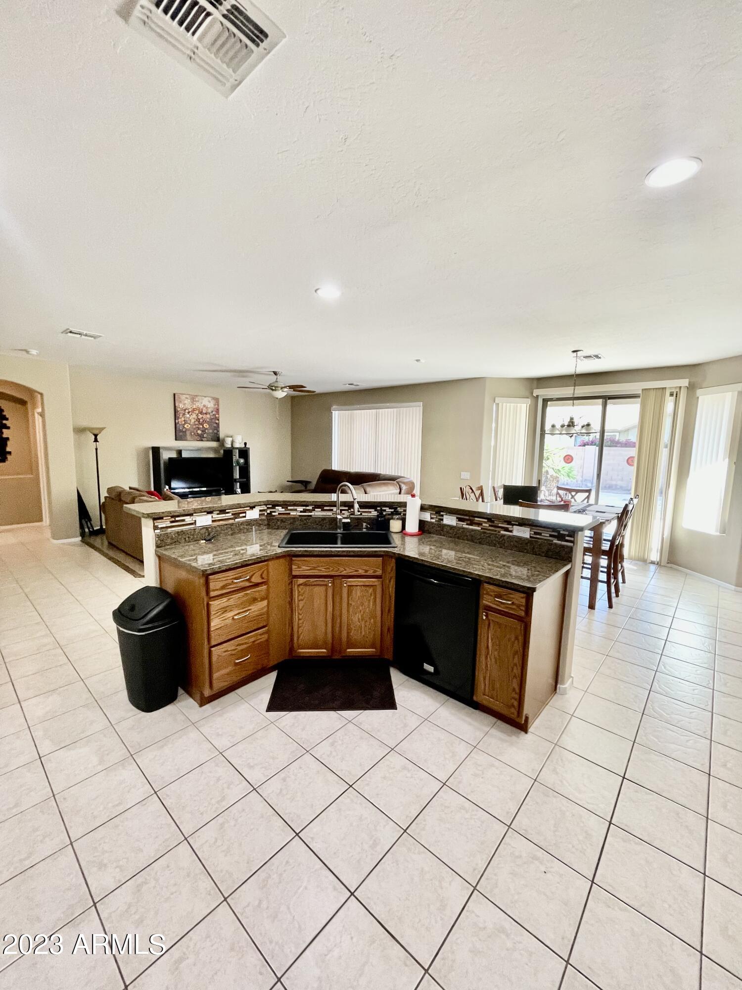 13546 West Port Royale Lane Surprise, AZ 85379 - Photo 40 of 57 190C57BA-6B2D-4D62-9B95-B434923EE7A3