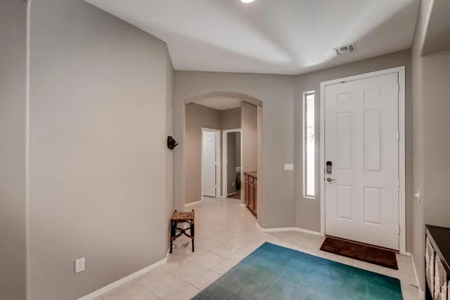 $3,200 | 13546 West Port Royale Lane, Surprise, AZ 85379