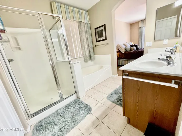 $3,200 | 13546 West Port Royale Lane, Surprise, AZ 85379