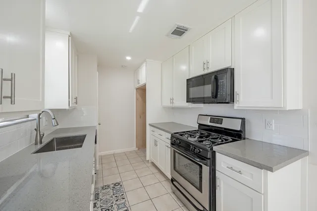 $1,750 | 3435 Gary Lane, Spring, TX 77380