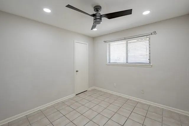 $1,750 | 3435 Gary Lane, Spring, TX 77380