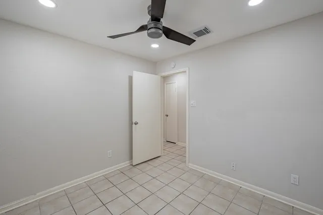 $1,750 | 3435 Gary Lane, Spring, TX 77380