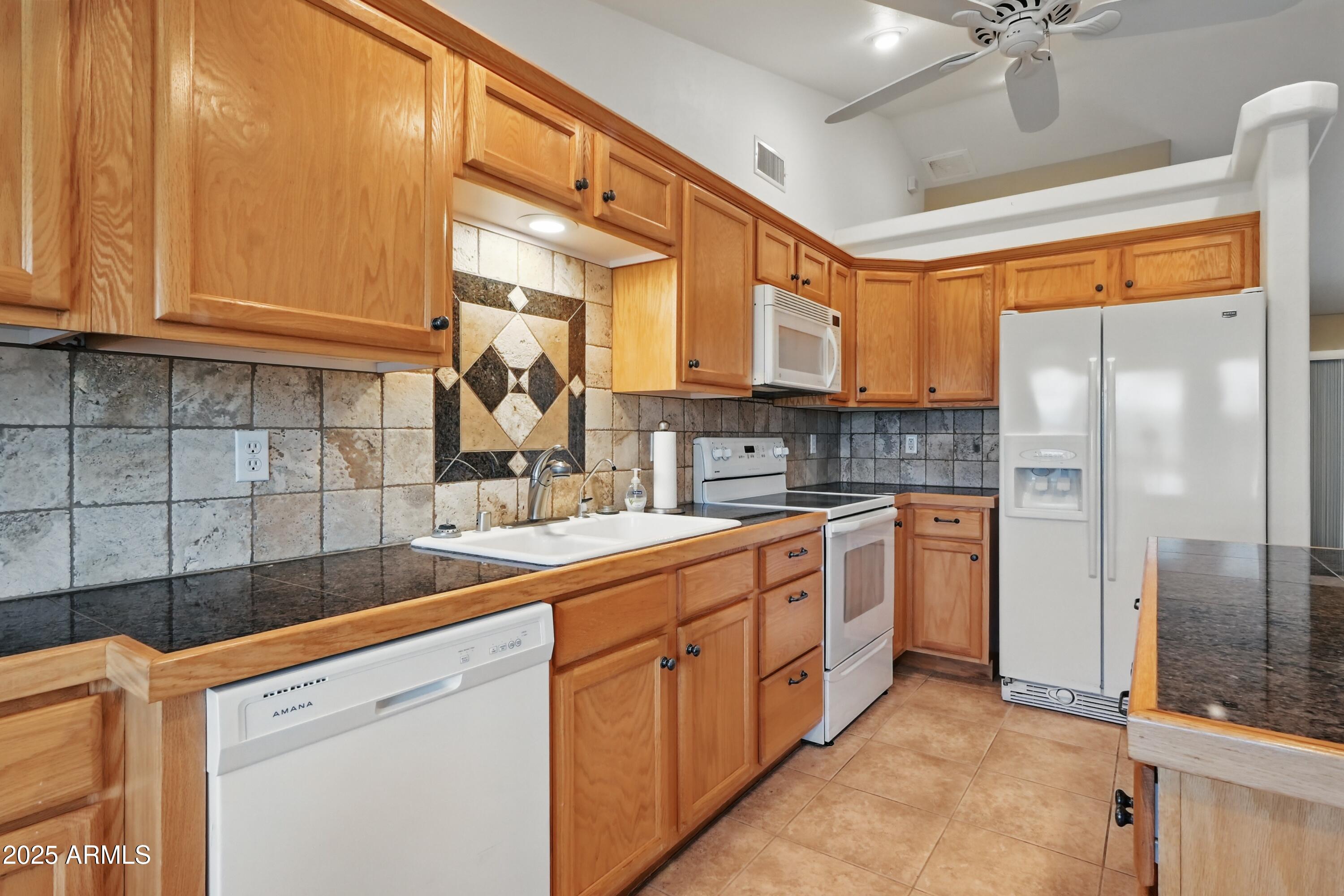 613 West Rim View Road Payson, AZ 85541 - Photo 13 of 45 Kitchen