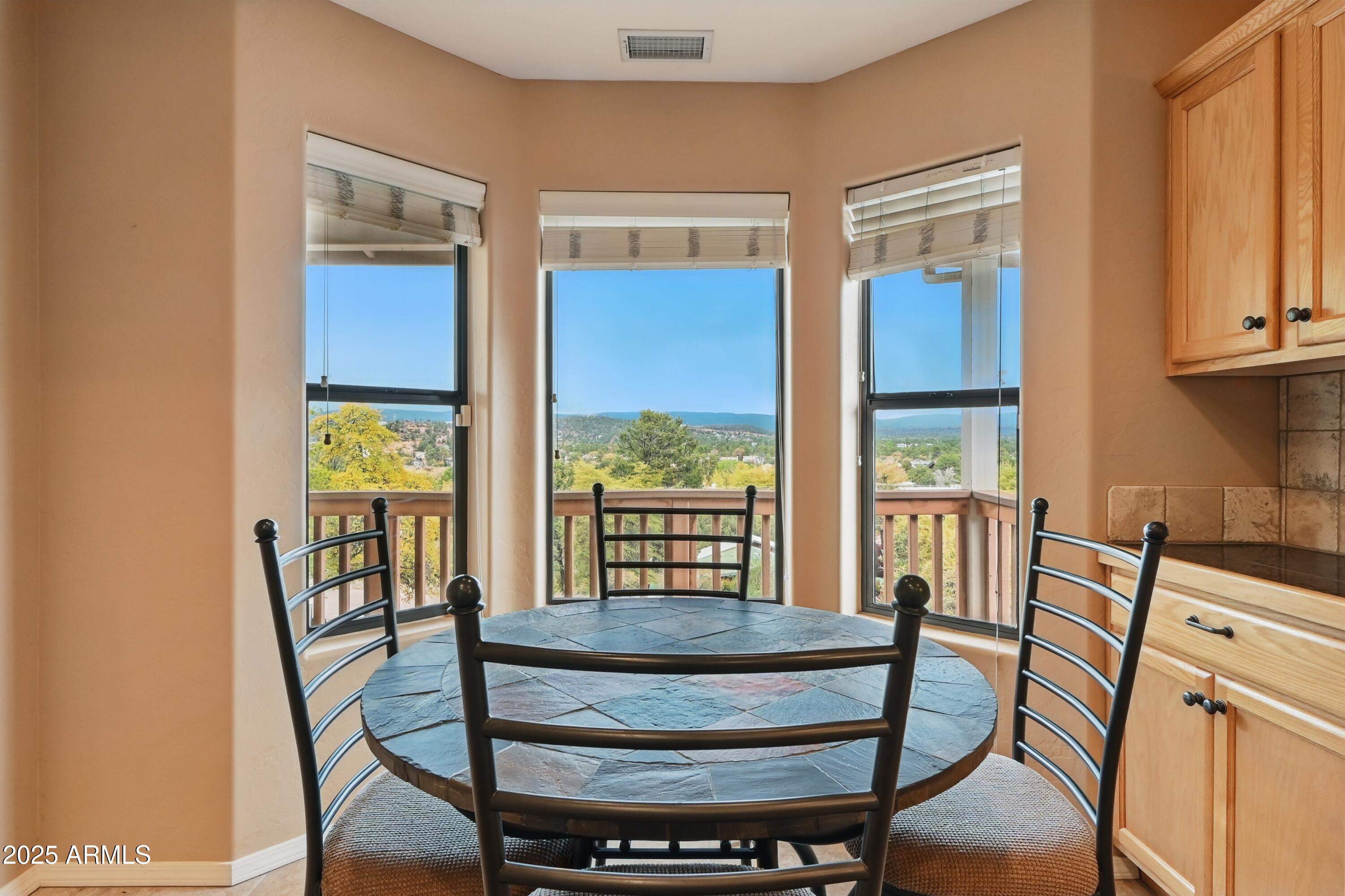 613 West Rim View Road Payson, AZ 85541 - Photo 16 of 45 Breakfast Nook