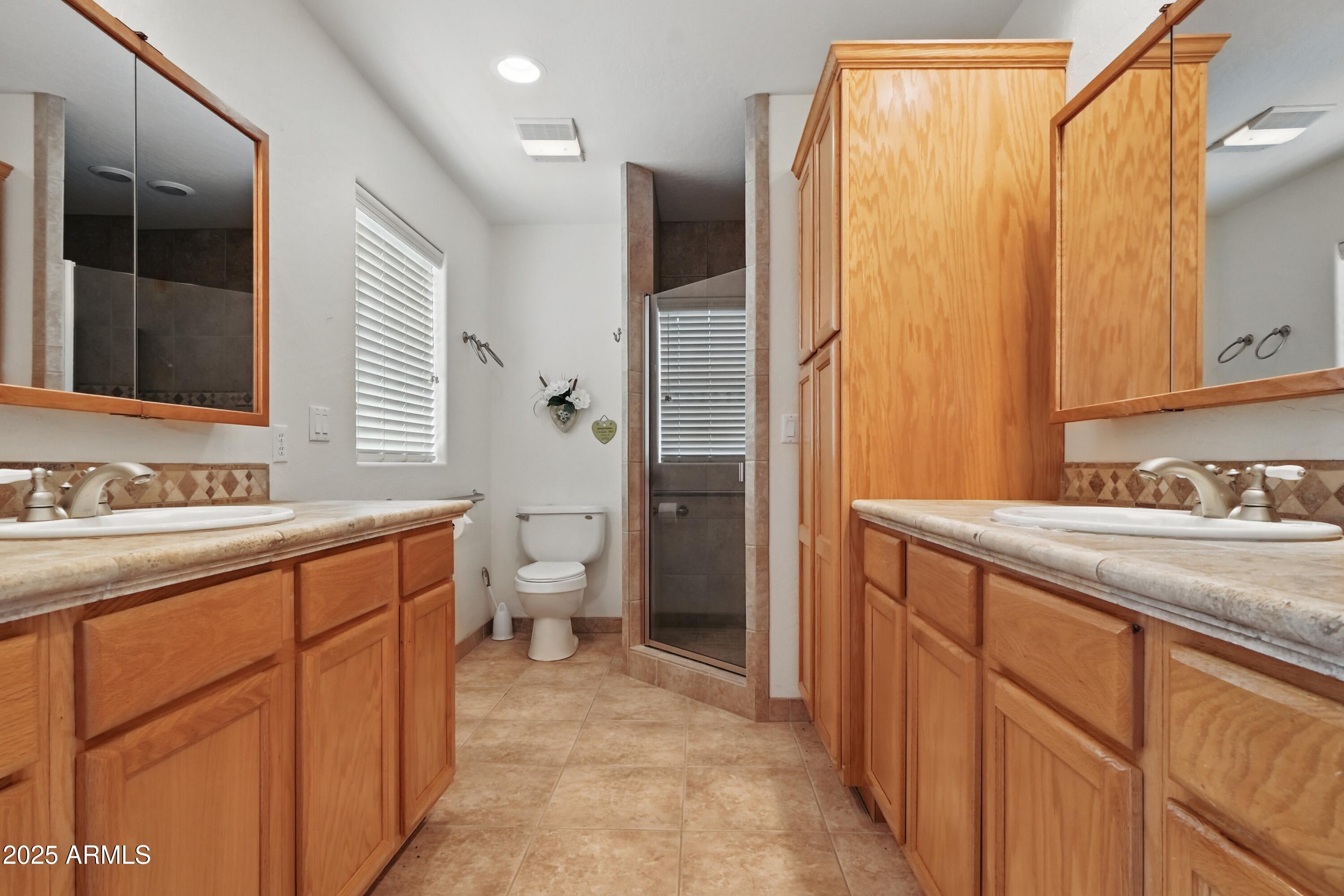 613 West Rim View Road Payson, AZ 85541 - Photo 24 of 45 Primary Bathroom