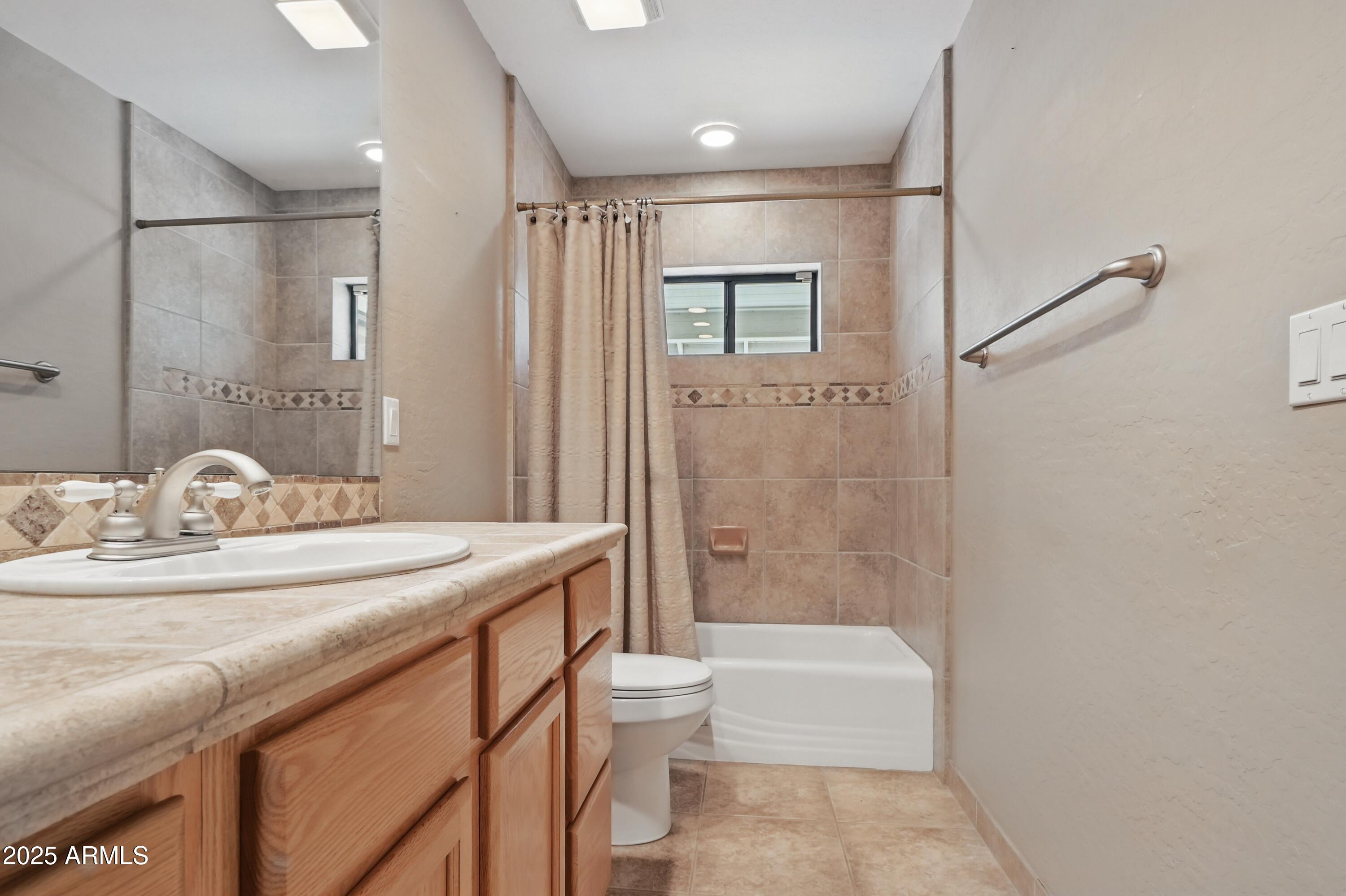 613 West Rim View Road Payson, AZ 85541 - Photo 30 of 45 Second Bathroom