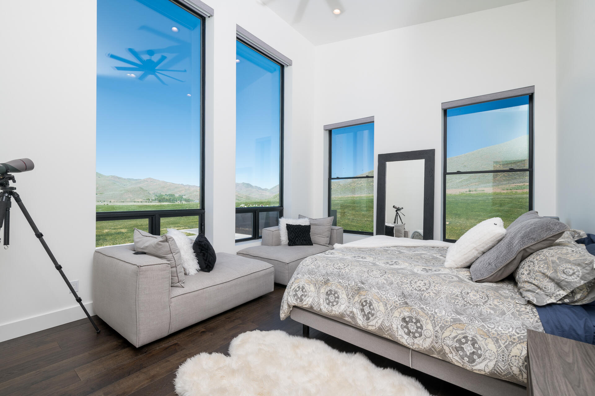 135 Rock Creek Road Blaine County, ID 83333 - Photo 16 of 55 Primary Bedroom