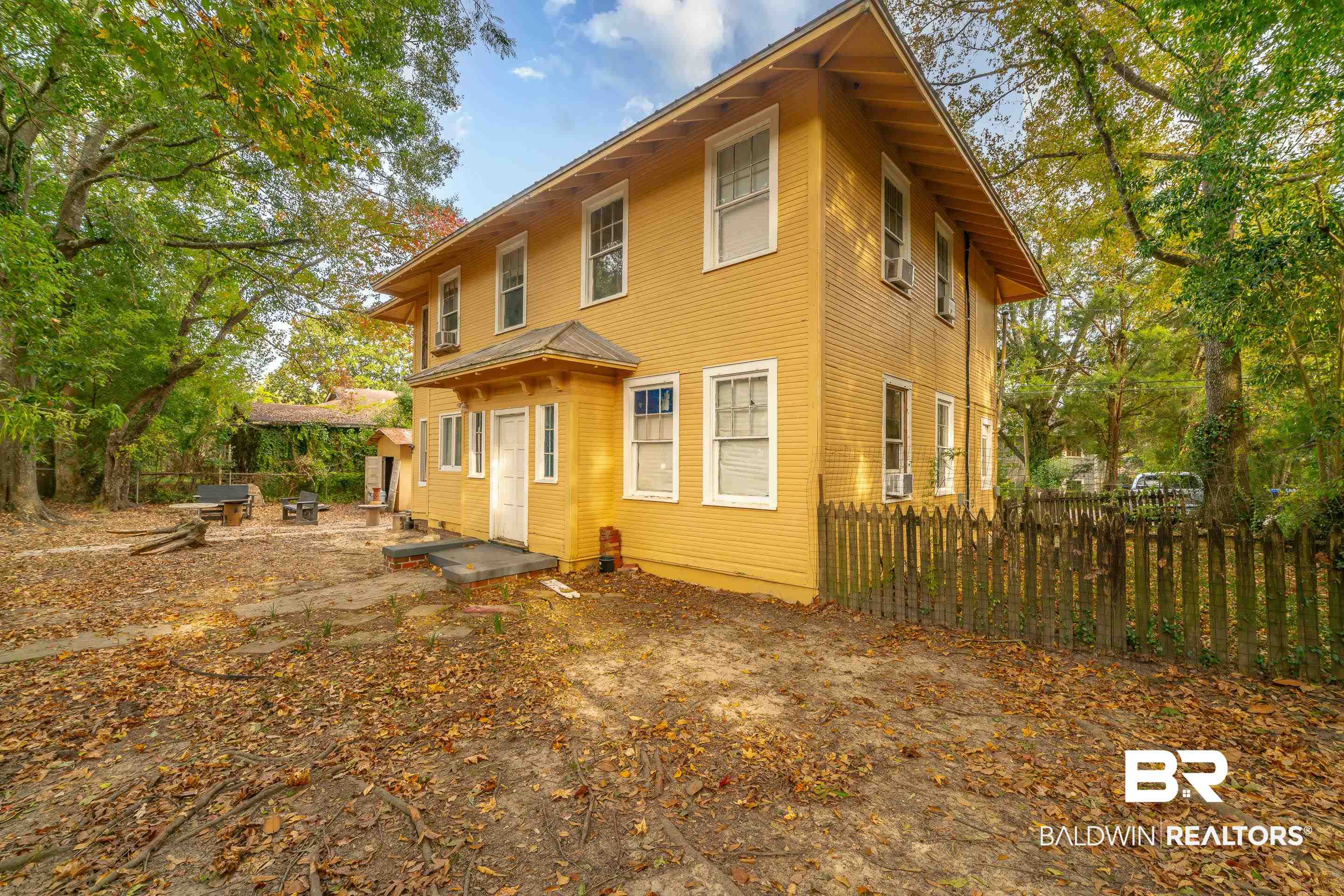 312 1st Street Mobile, AL 36611 - Photo 26 of 29 Back of property featuring a patio area