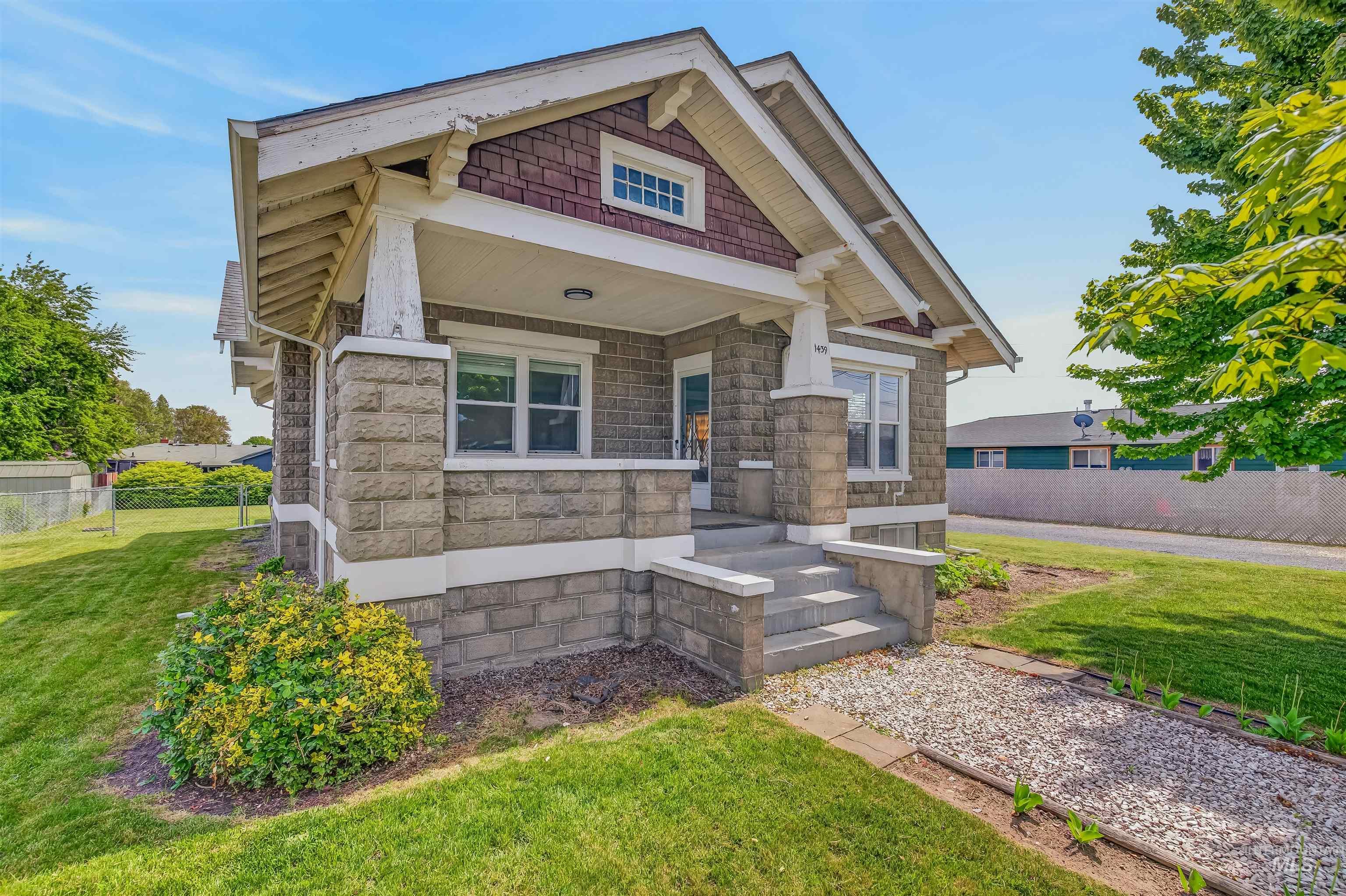 1439 10th Street Clarkston, WA 99403 - Photo 5 of 48