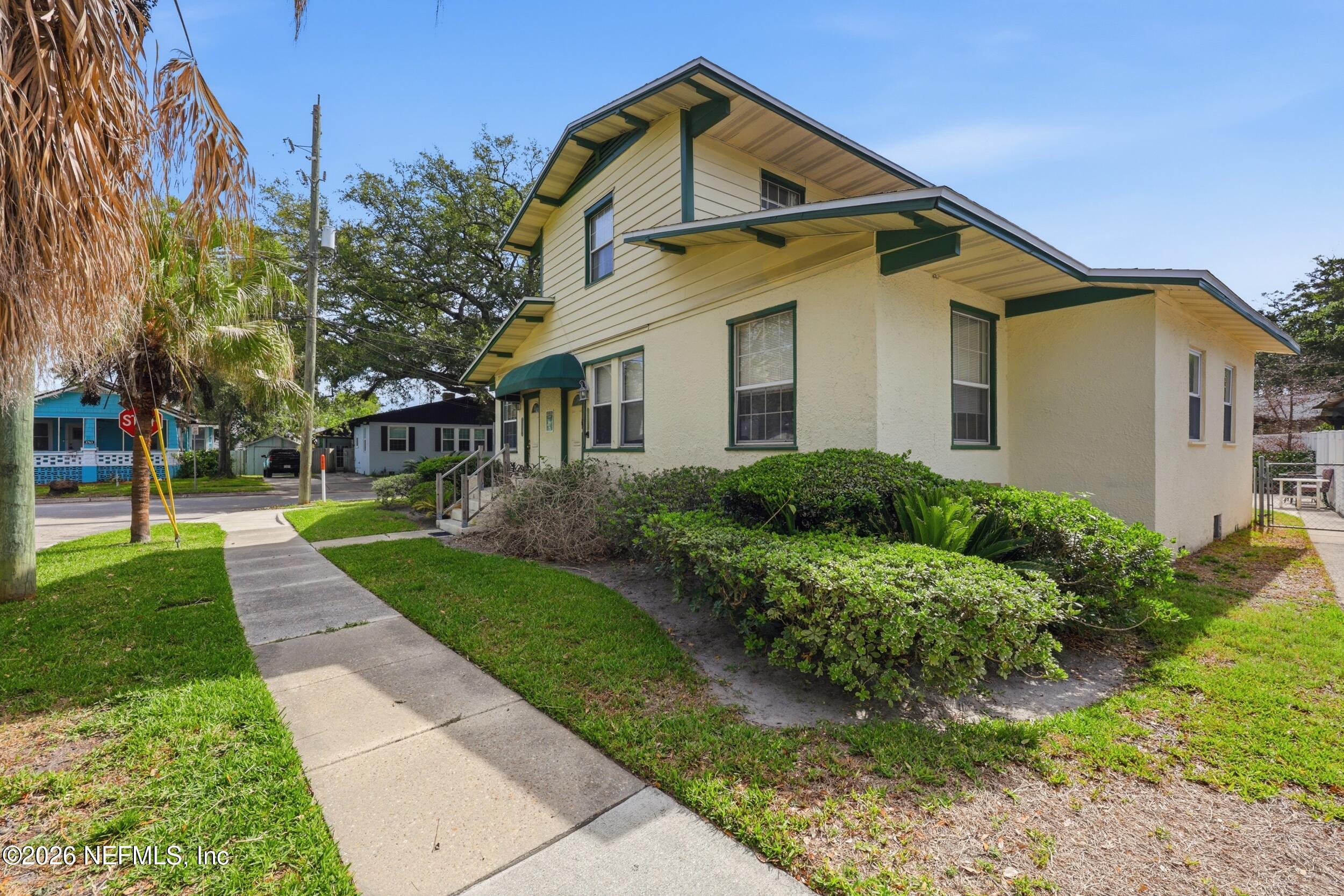 1805 Perry Place Jacksonville, FL 32207 - Photo 3 of 57 the real estateographers_006