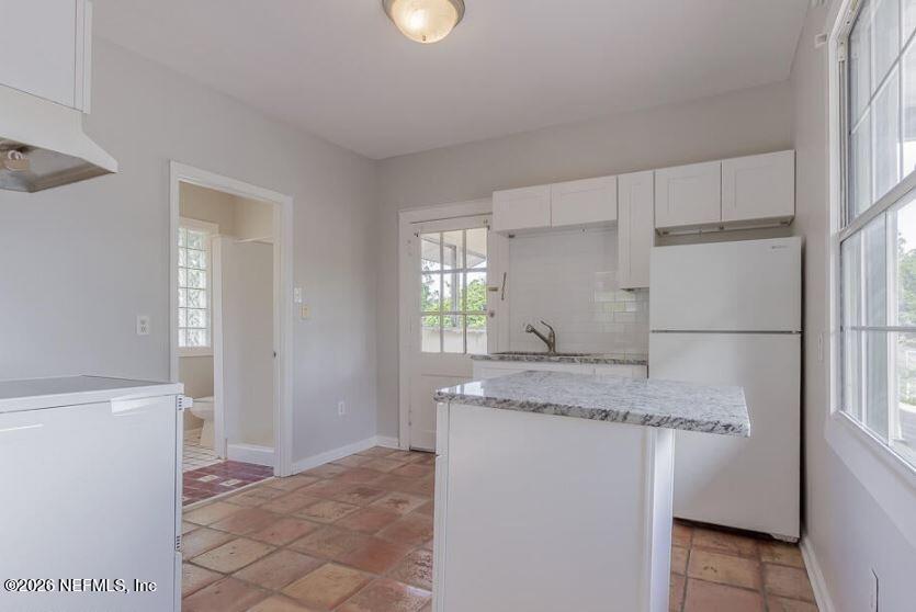 1805 Perry Place Jacksonville, FL 32207 - Photo 34 of 57 1806 Landon Kitchen