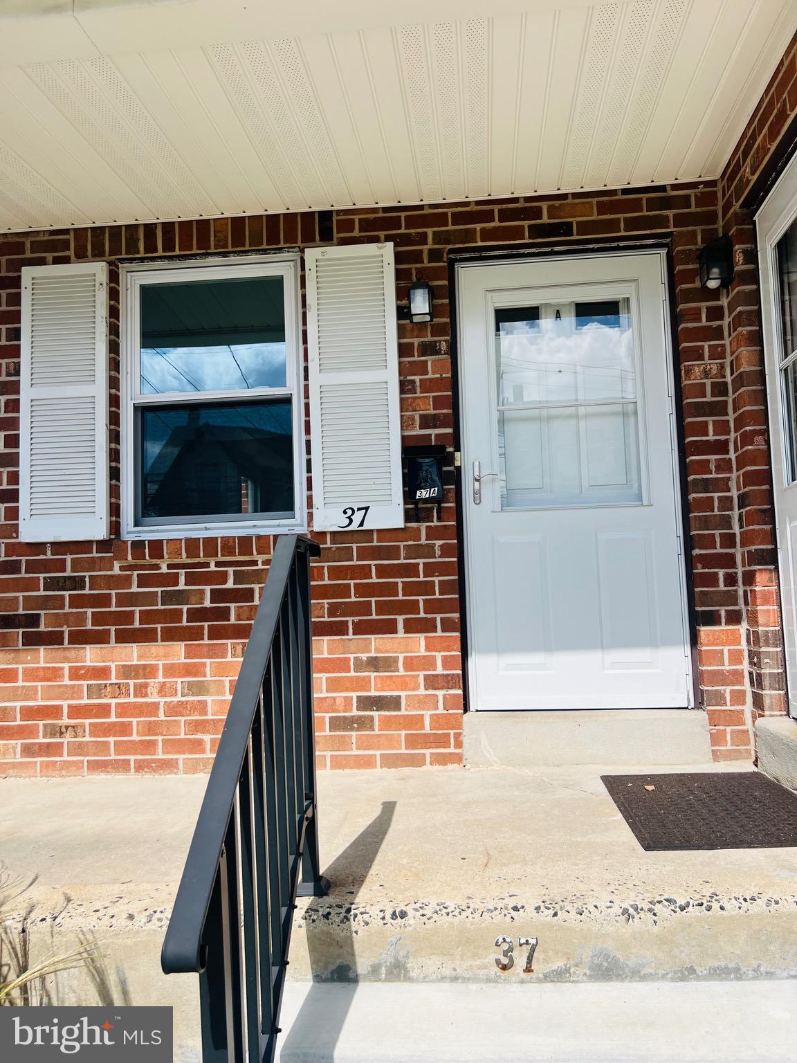 37 East Madison Avenue Clifton Heights, PA 19018 - Photo 15 of 17 a view of a balcony