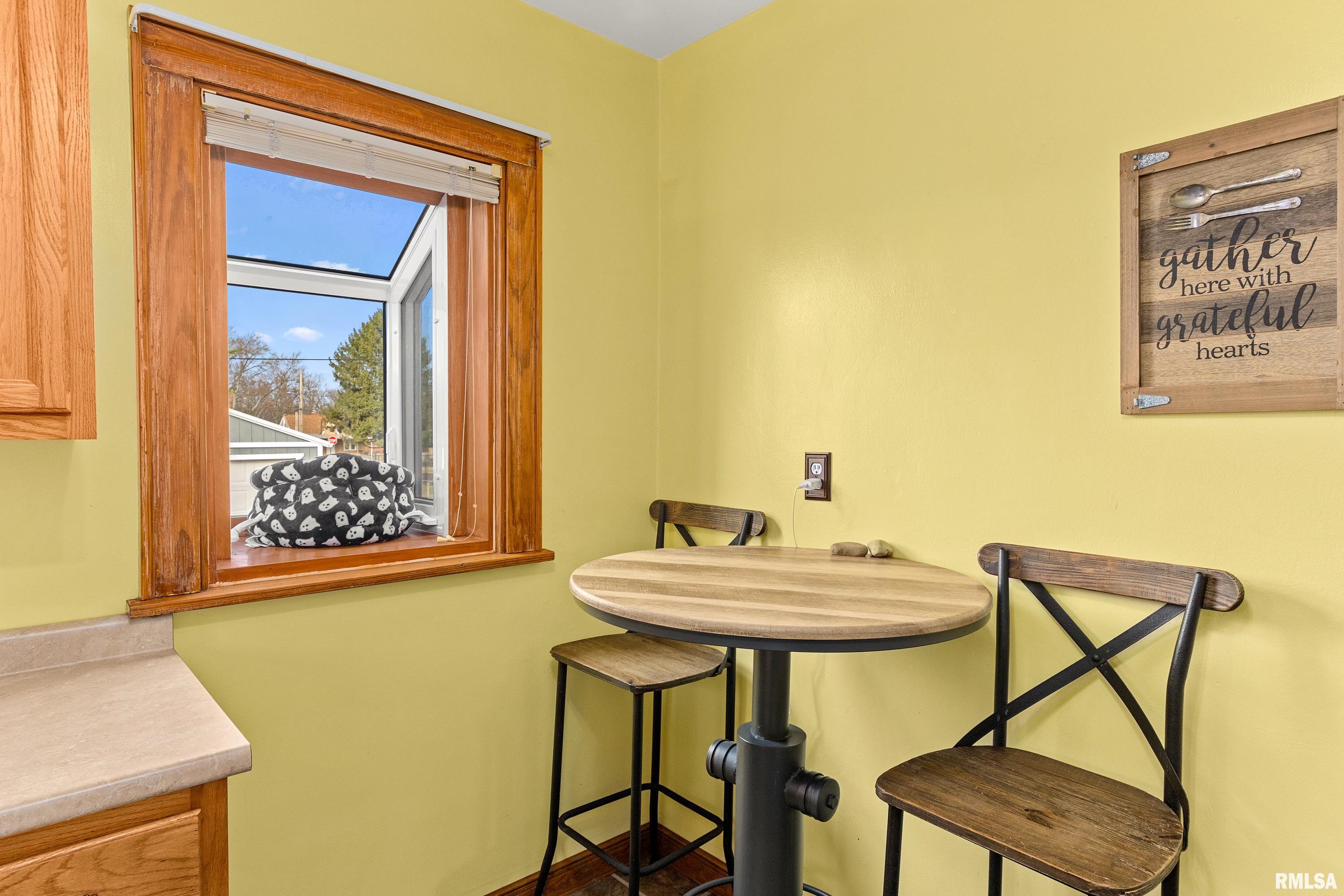 121 Albert Street Washington, IL 61571 - Photo 14 of 33