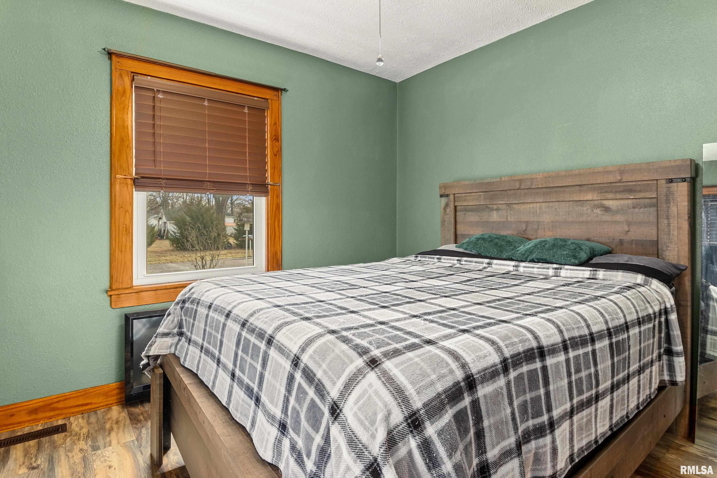 121 Albert Street Washington, IL 61571 - Photo 17 of 33