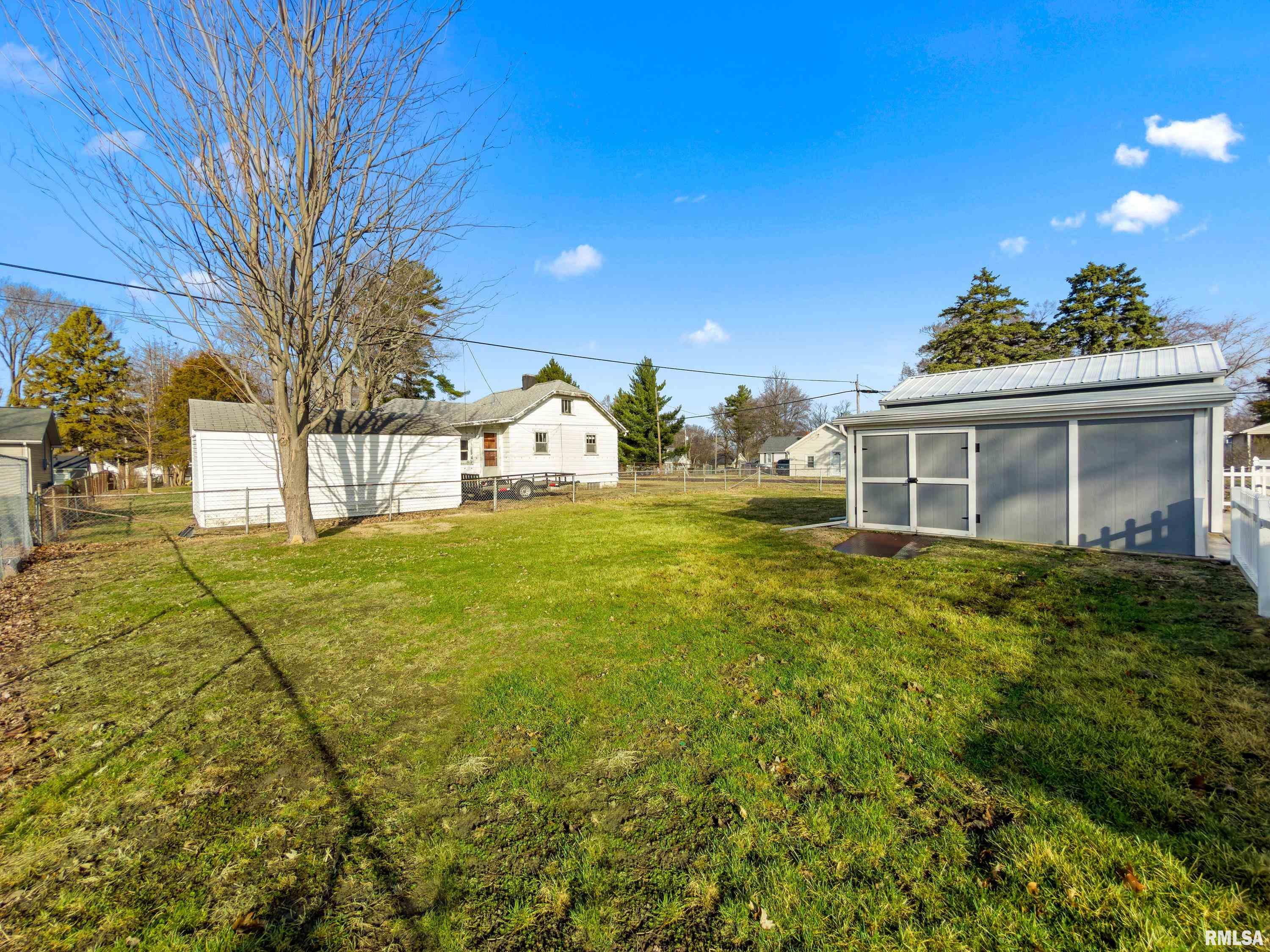 121 Albert Street Washington, IL 61571 - Photo 31 of 33