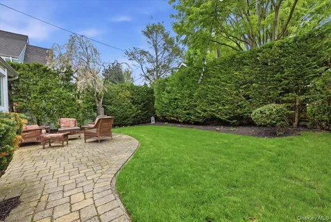 $1,985,000 | 15 Kensington Road, Garden City, NY 11530