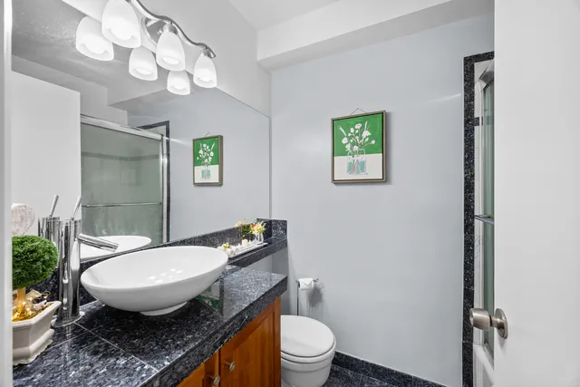 $165,000 | 4880 North Marine Drive, Unit 606, Chicago, IL 60640