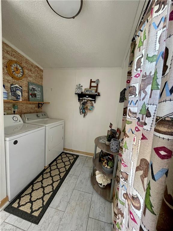 2346 Duggins Road Madison, NC 27025 - Photo 17 of 31 Laundry Room