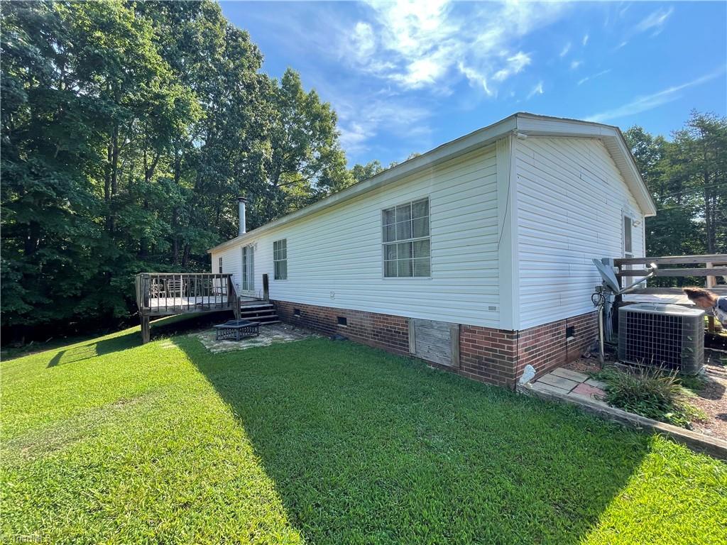 2346 Duggins Road Madison, NC 27025 - Photo 26 of 31 Back of Home