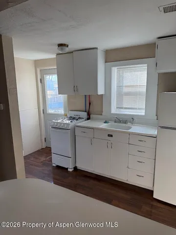 $1,000 | 450 Washington Street, Craig, CO 81625