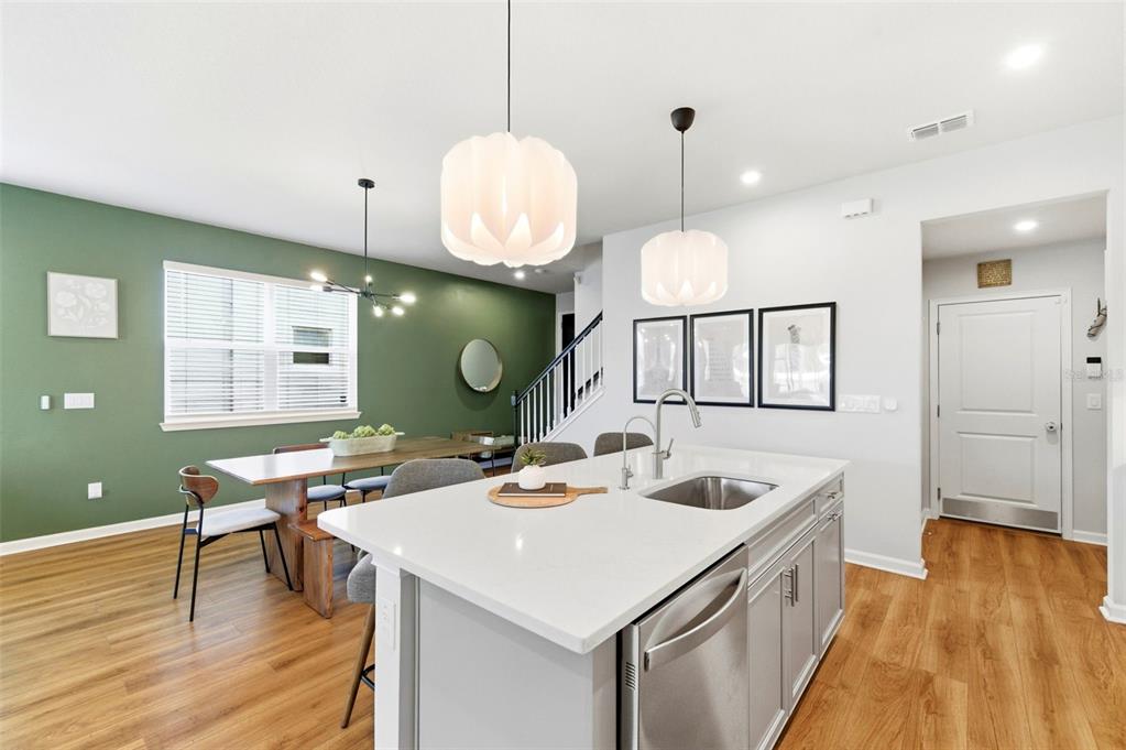 4327 Cloud Hopper Way Lutz, FL 33559 - Photo 14 of 75