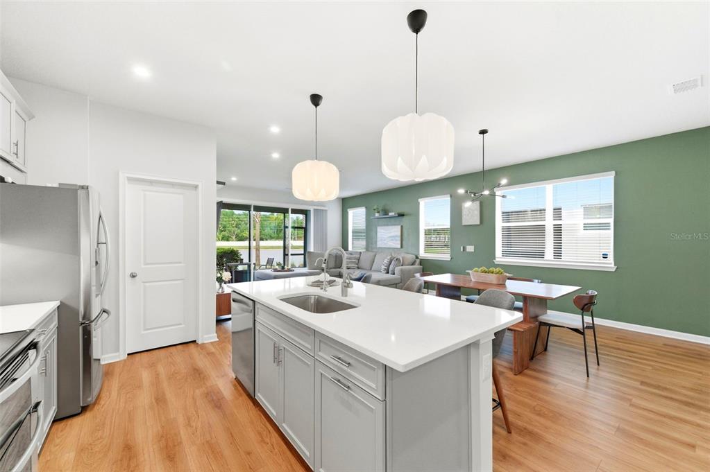 4327 Cloud Hopper Way Lutz, FL 33559 - Photo 10 of 75