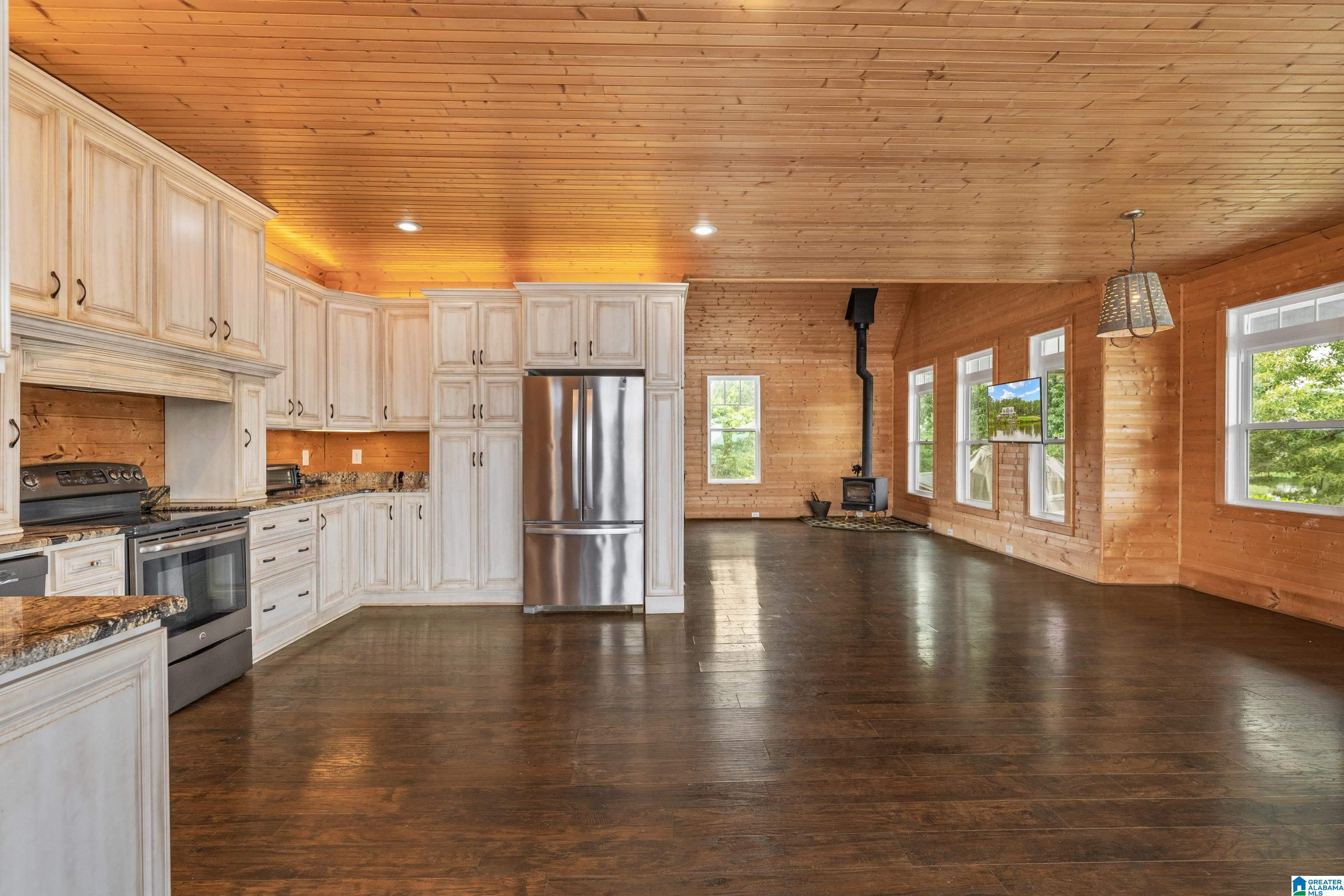 168 Layke Pointe Clanton, AL 35046 - Photo 24 of 64
