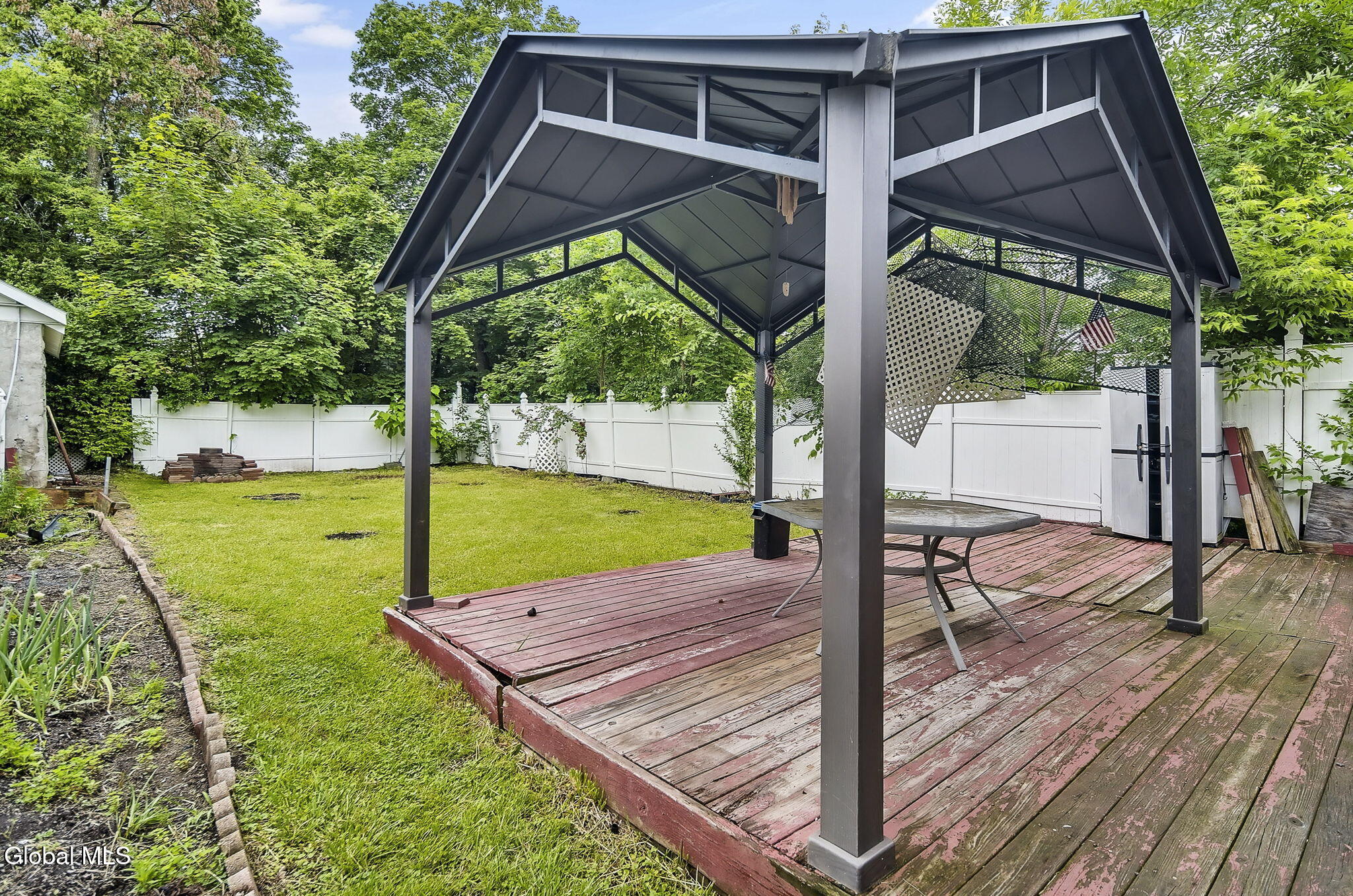 134 Whitehall Road Albany, NY 12209 - Photo 36 of 37 41-web-or-mls-041-134-whitehall-road-alb