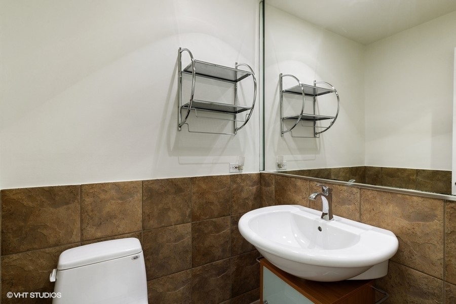 1708 Wildberry Drive, Unit A Glenview, IL 60025 - Photo 14 of 27