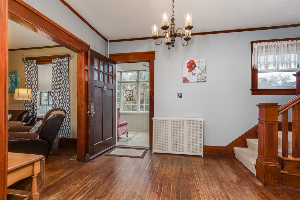 22 Beaconsfield Road Worcester, MA 01602 - Photo 10 of 27