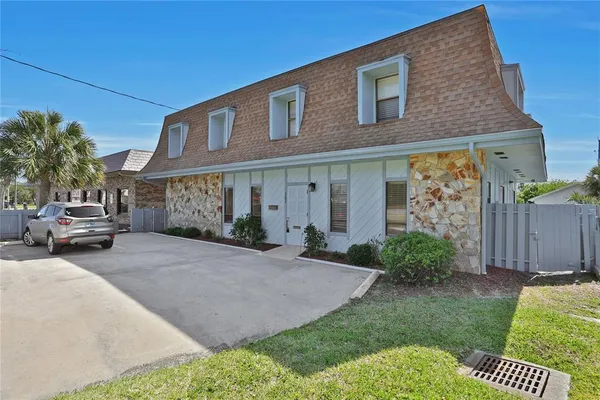 $744,900 | 162 South Peninsula Drive, Daytona Beach, FL 32118
