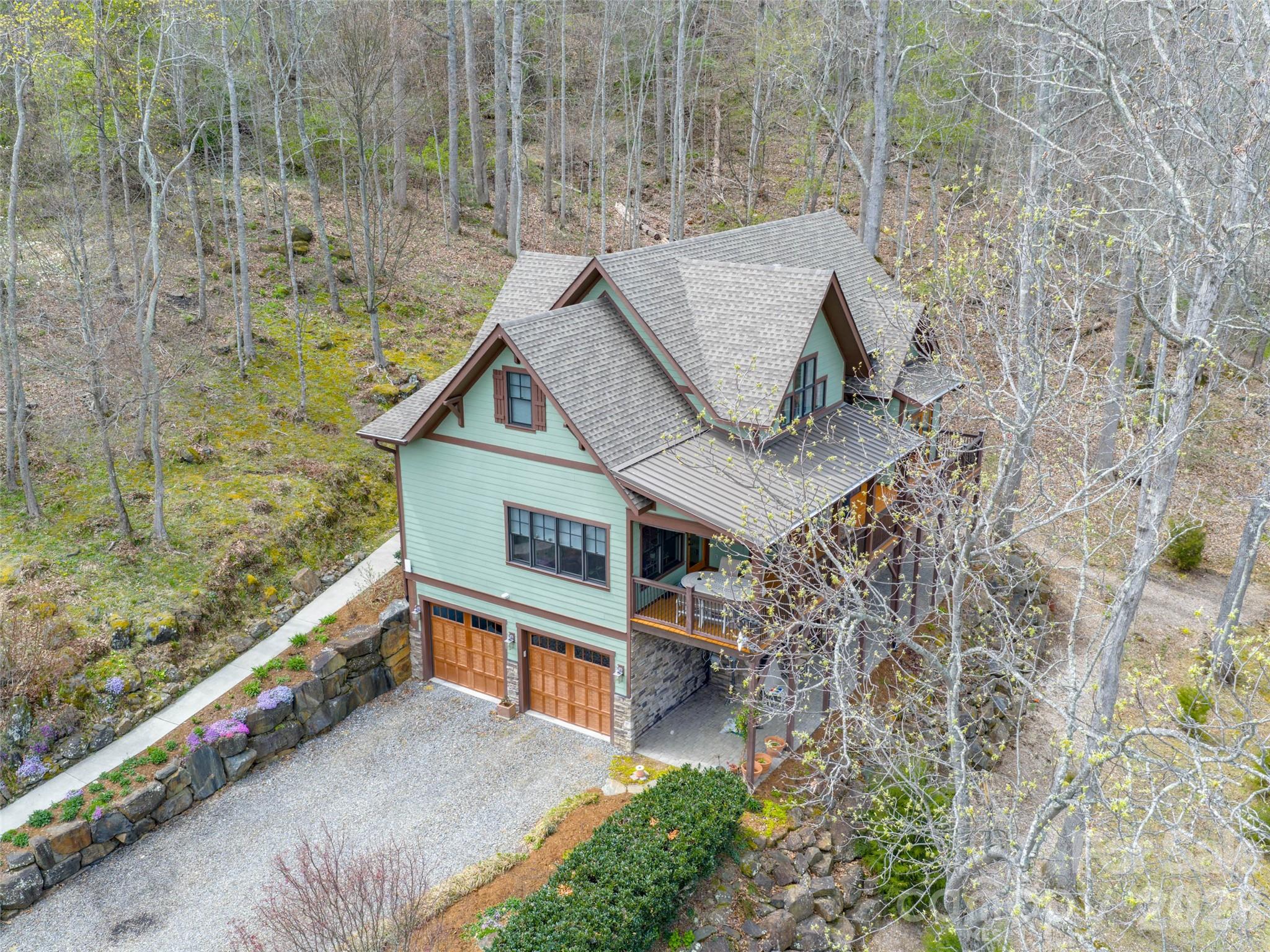 711 Winfield Drive Clyde, NC 28721 - Photo 4 of 44