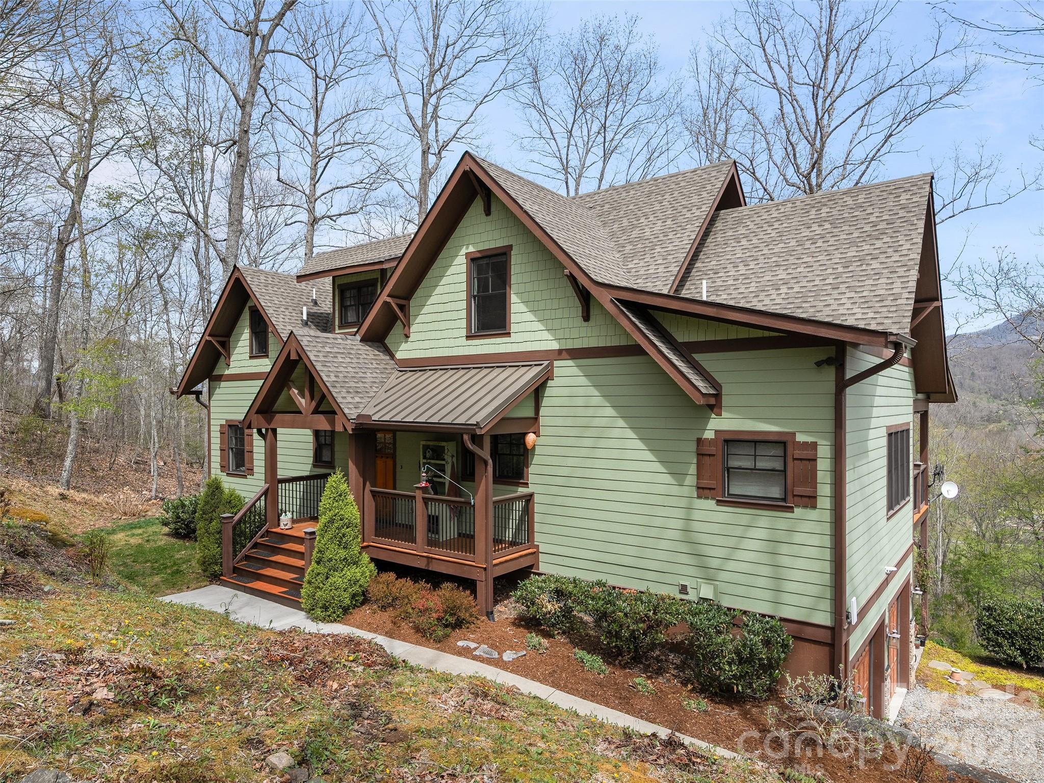711 Winfield Drive Clyde, NC 28721 - Photo 9 of 44