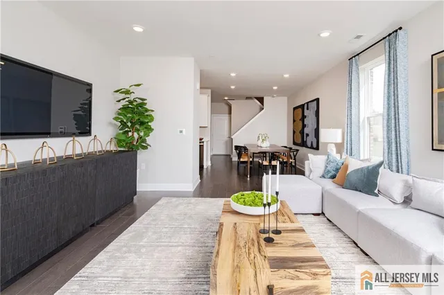 $562,915 | 226 Cora Bergen Boulevard, Titusville, NJ 08560