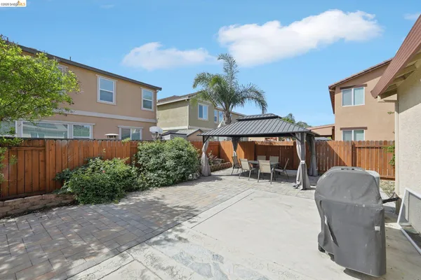 a view of outdoor space yard and patio