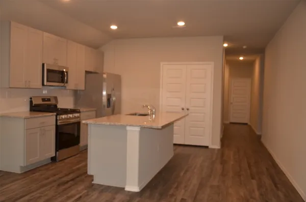 $1,950 | 10724 Lavender Cotton Lane, Houston, TX 77016