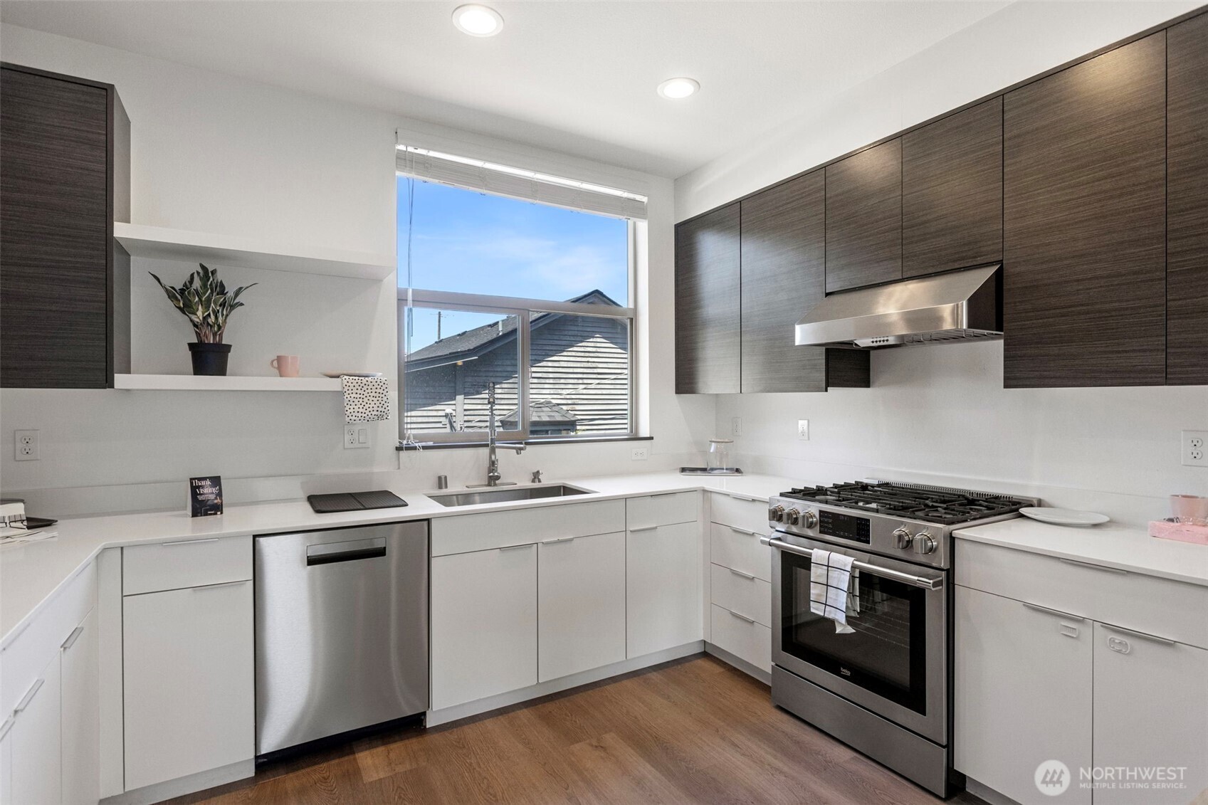 604 Northwest 77th Street, Unit D Seattle, WA 98117 - Photo 14 of 30