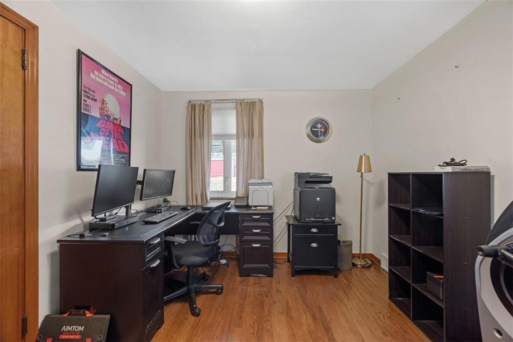 922 Wible Run Road Pittsburgh, PA 15209 - Photo 26 of 37