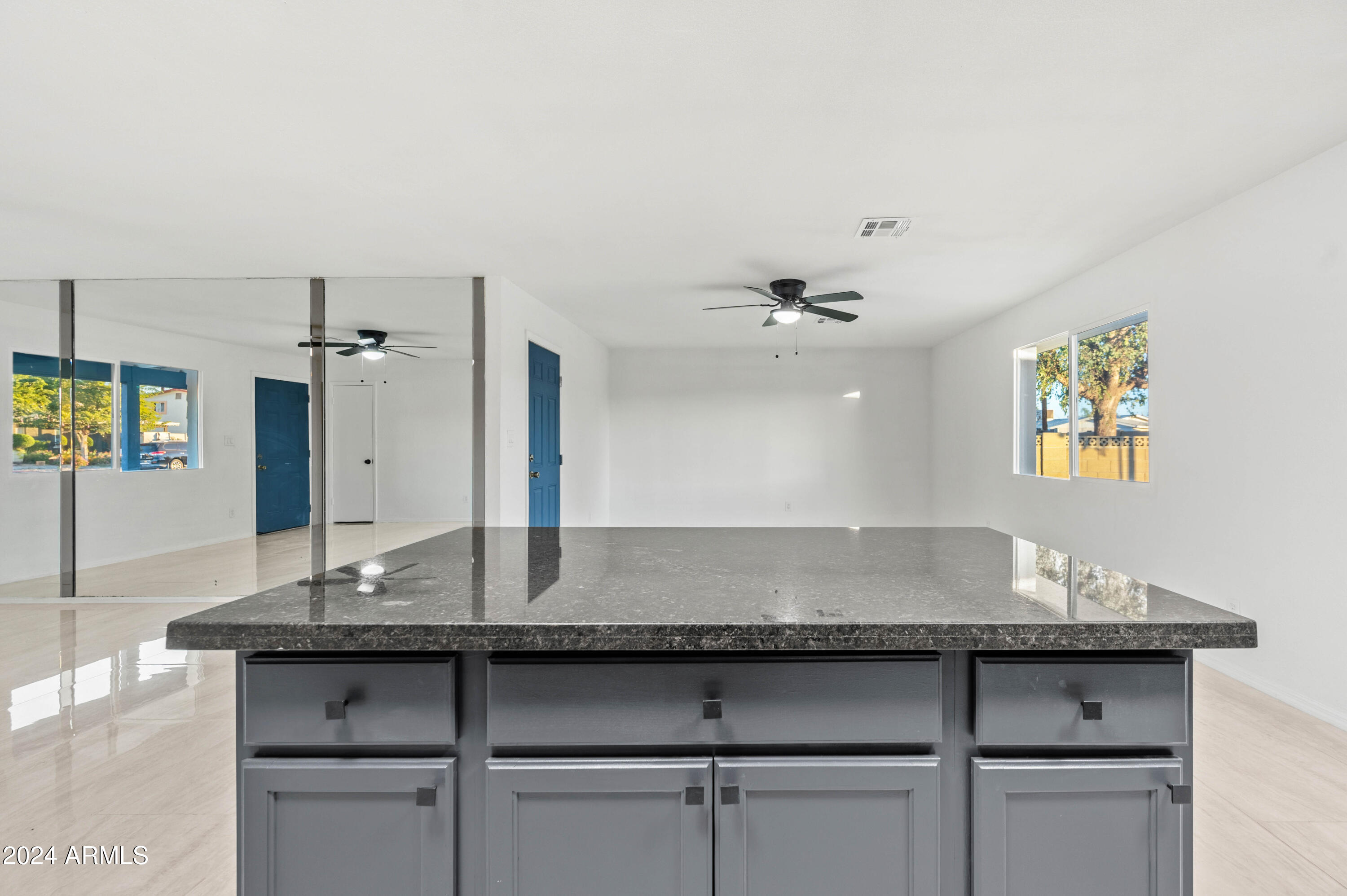 8119 West Osborn Road Phoenix, AZ 85033 - Photo 13 of 33 8119 W Osborn Rd Phoenix AZ 85033-25