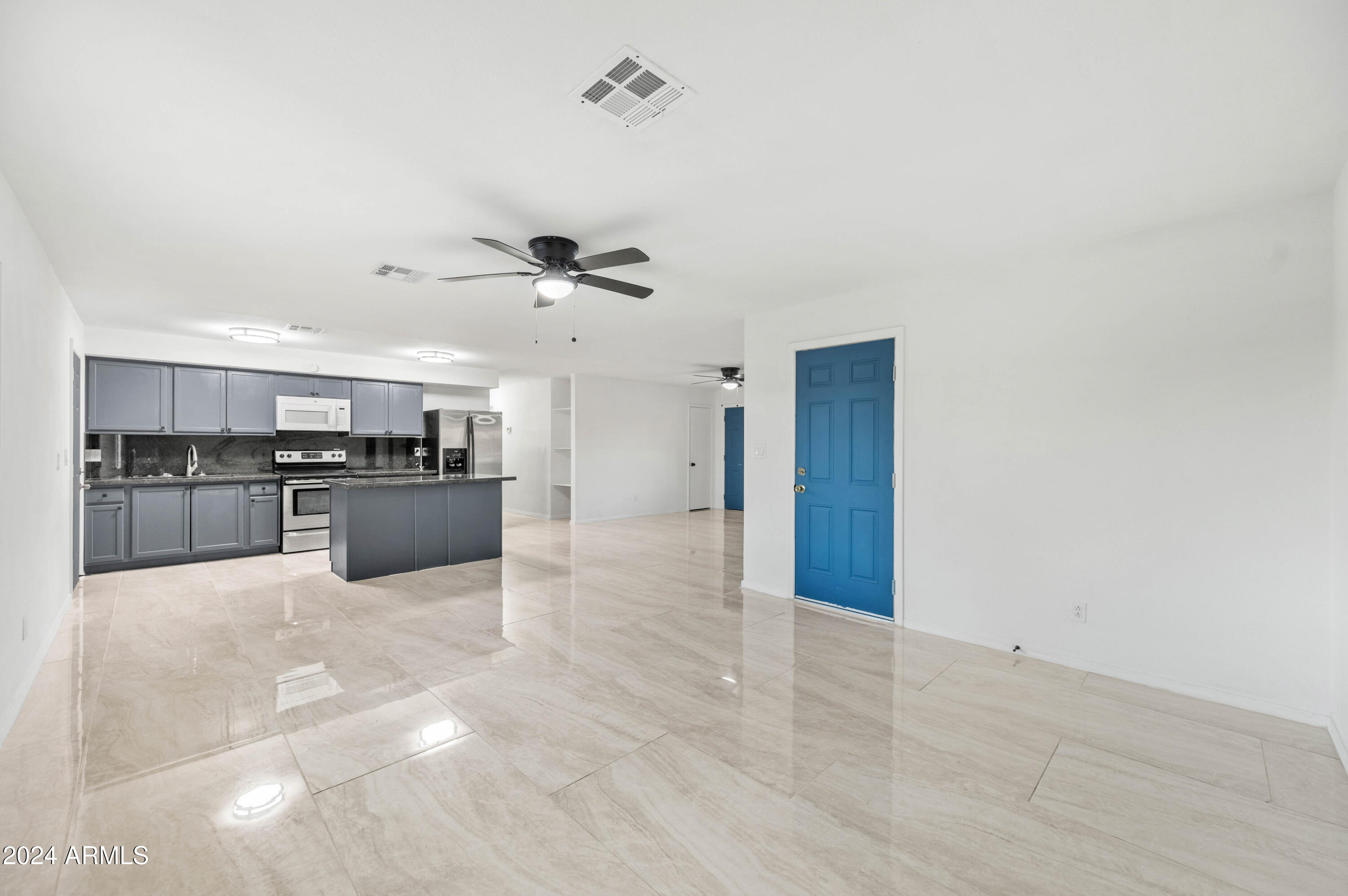 8119 West Osborn Road Phoenix, AZ 85033 - Photo 16 of 33 8119 W Osborn Rd Phoenix AZ 85033-27