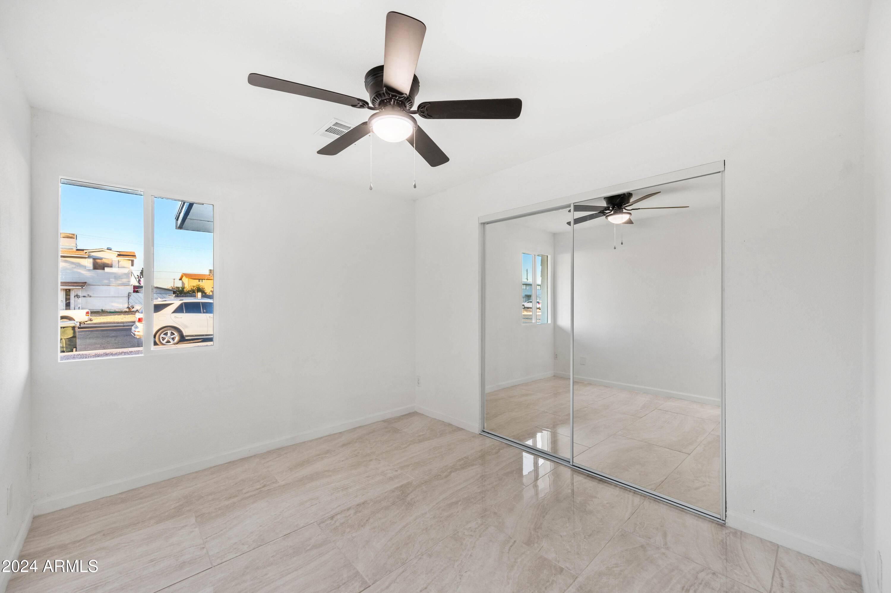 8119 West Osborn Road Phoenix, AZ 85033 - Photo 18 of 33 8119 W Osborn Rd Phoenix AZ 85033-13