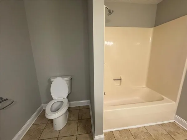 $379,900 | 165 North Woods Lane, Trenton, GA 30752