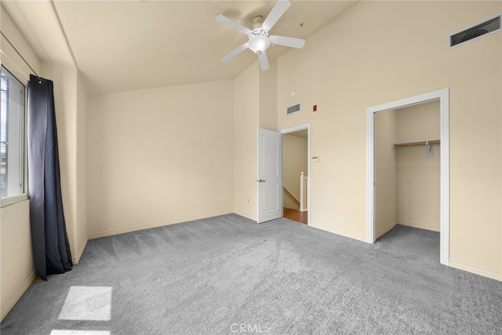 1500 Pine Avenue, Unit 9 Long Beach, CA 90813 - Photo 11 of 30 a view of empty room with ceiling fan