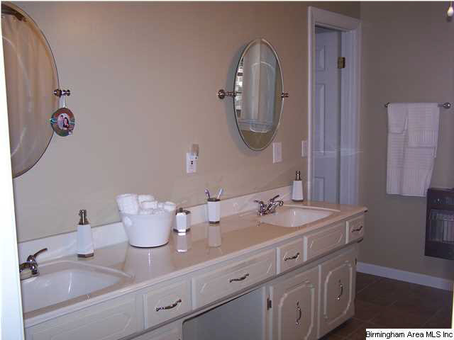 48588 Highway 231 Oneonta, AL 35121 - Photo 6 of 28