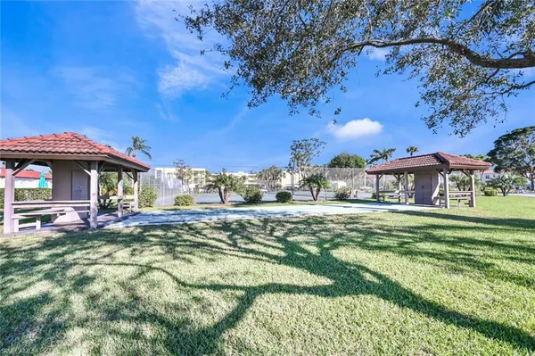 $139,900 | 1087 Forest Lakes Drive, Unit 1303, Naples, FL 34105