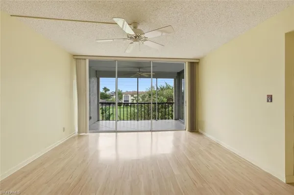 $139,900 | 1087 Forest Lakes Drive, Unit 1303, Naples, FL 34105
